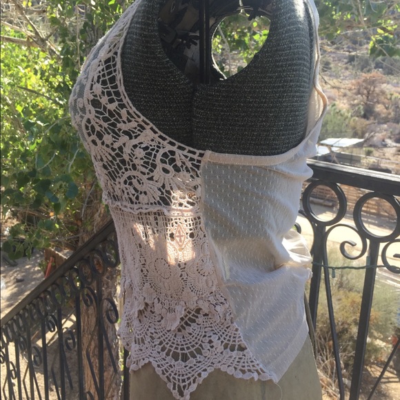 Lace top - Picture 2 of 3